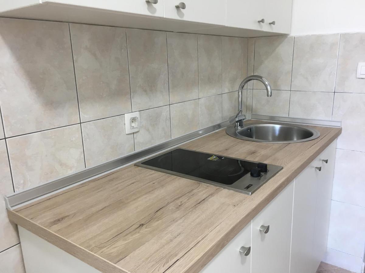 Apartamento Emanuela 2 Novalja Exterior foto