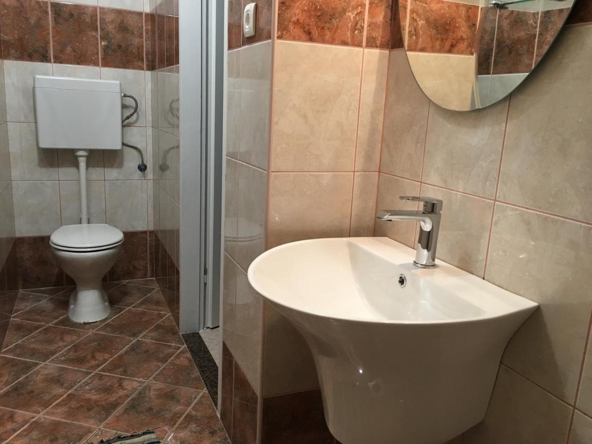 Apartamento Emanuela 2 Novalja Exterior foto