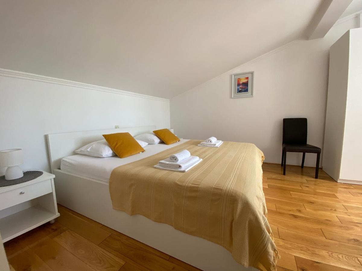 Apartamento Emanuela 2 Novalja Exterior foto