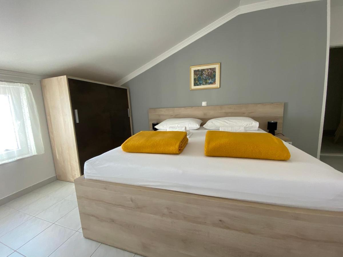 Apartamento Emanuela 2 Novalja Exterior foto