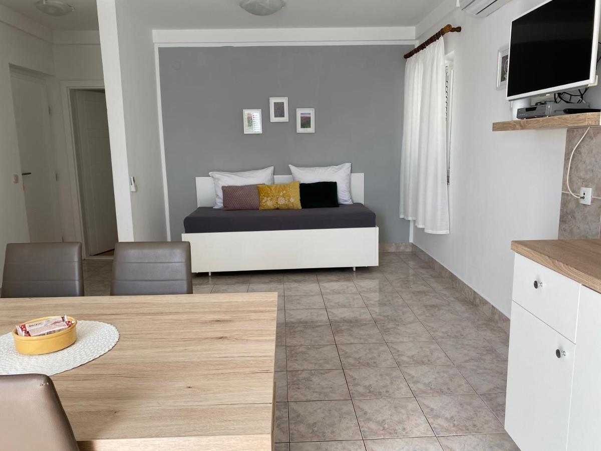 Apartamento Emanuela 2 Novalja Exterior foto