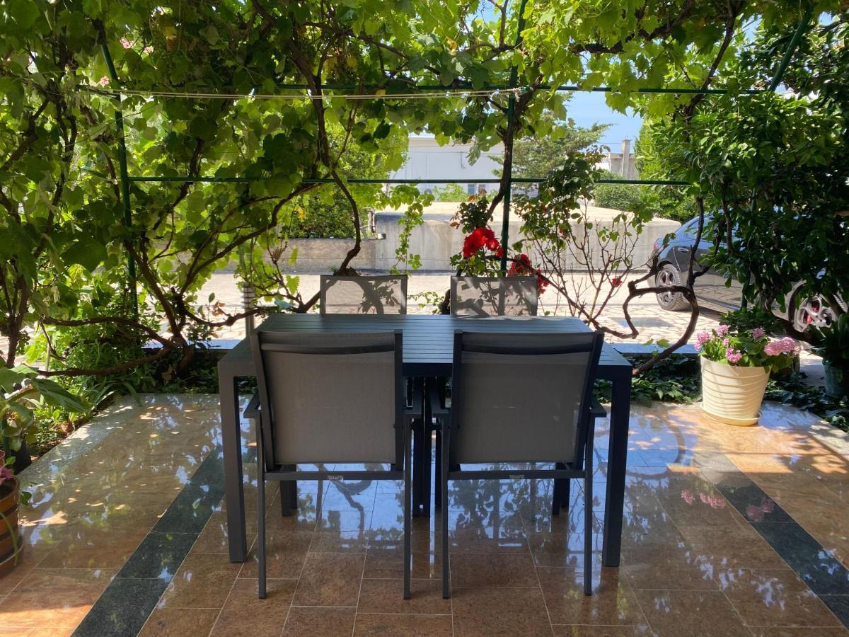 Apartamento Emanuela 2 Novalja Exterior foto
