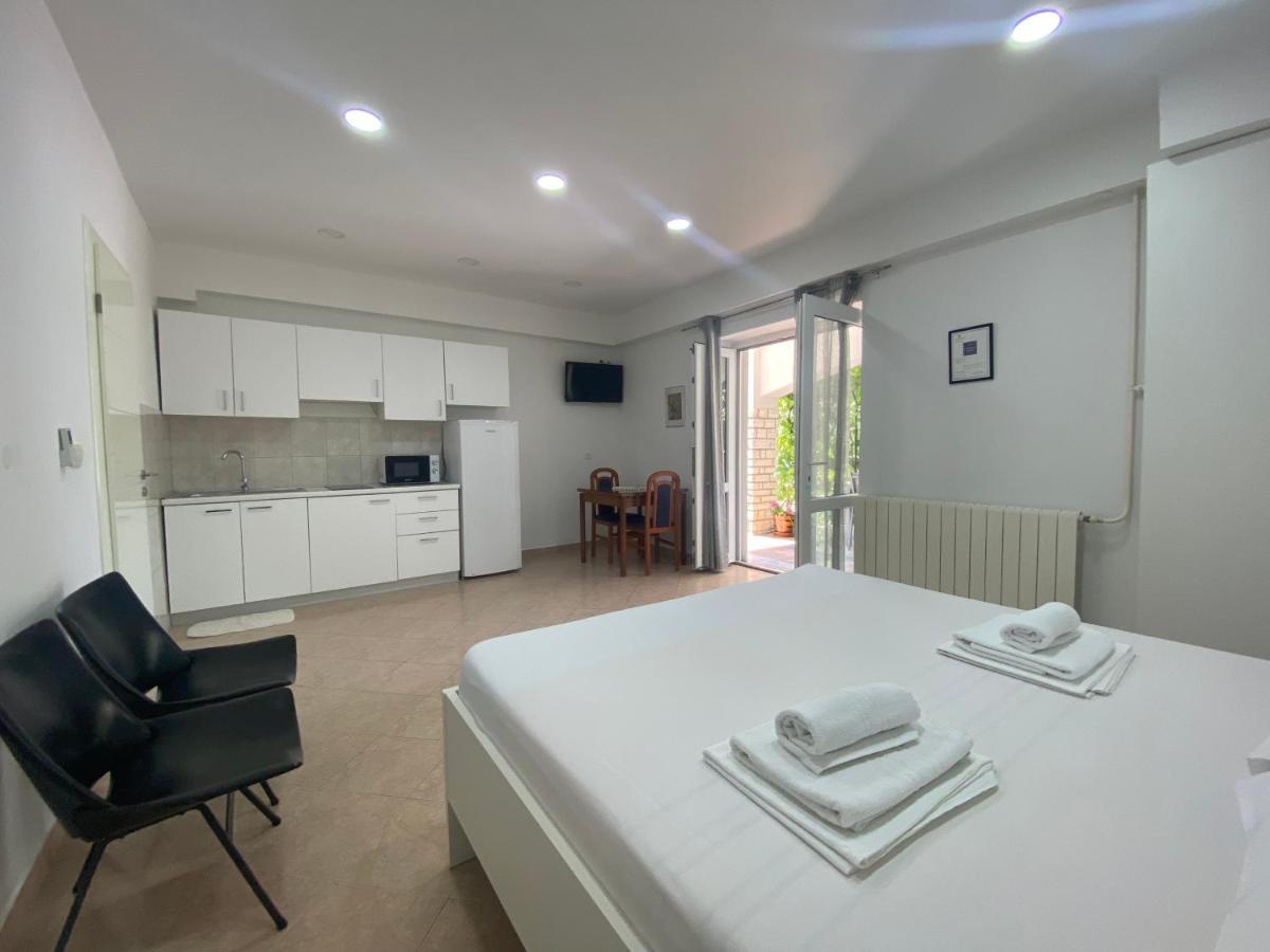 Apartamento Emanuela 2 Novalja Exterior foto