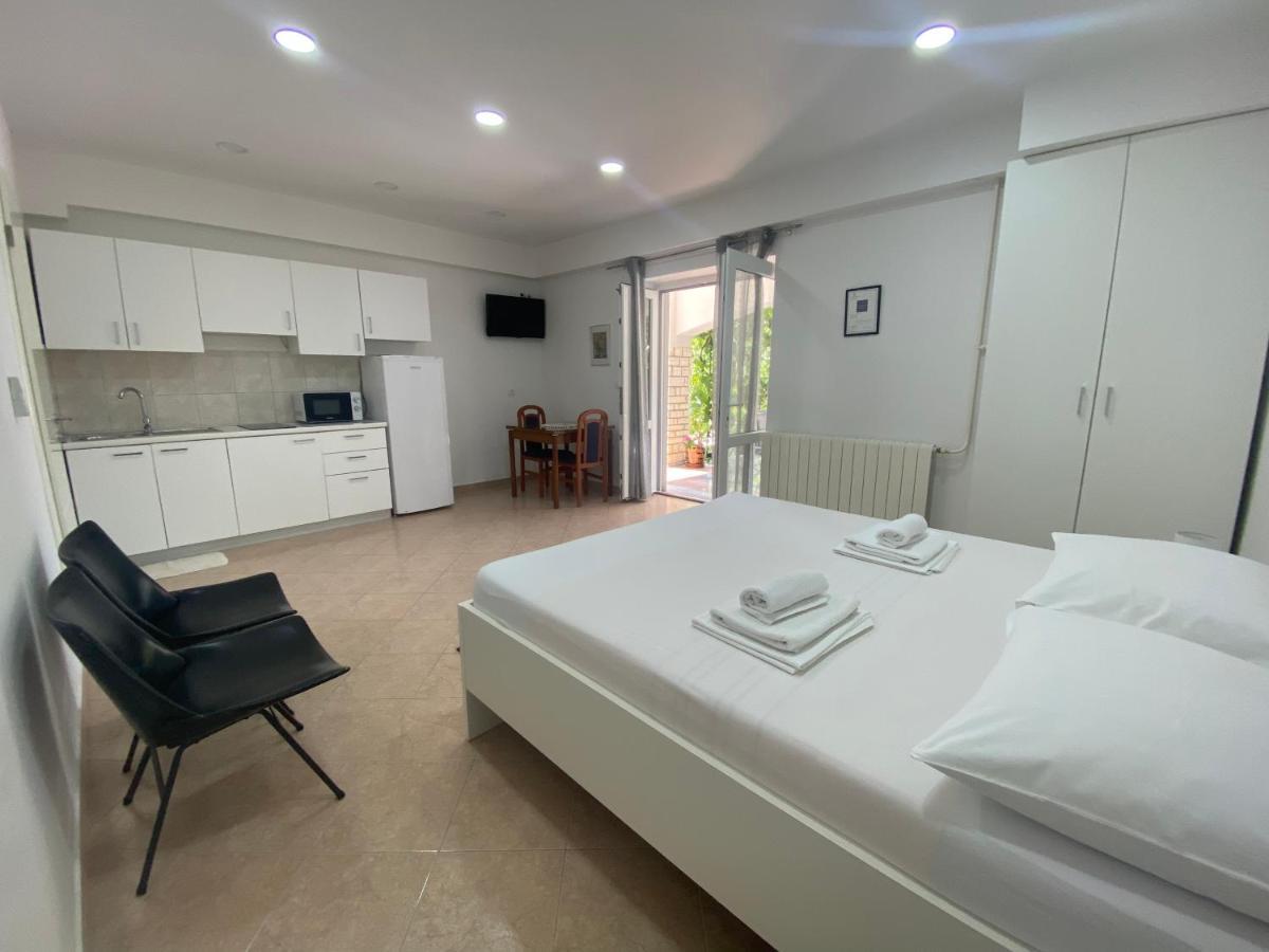 Apartamento Emanuela 2 Novalja Exterior foto